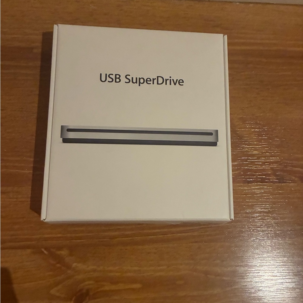 Apple USB SuperDrive A1379 MD564ZM/A External Drive